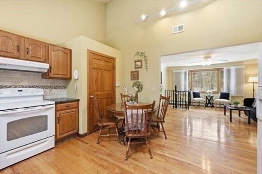 28 Nonquit Street, Unit A Worcester, MA 01604 - Photo 11 of 29