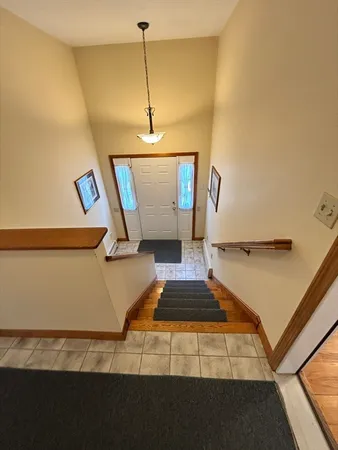$2,500 | 28 Nonquit Street, Unit A, Worcester, MA 01604