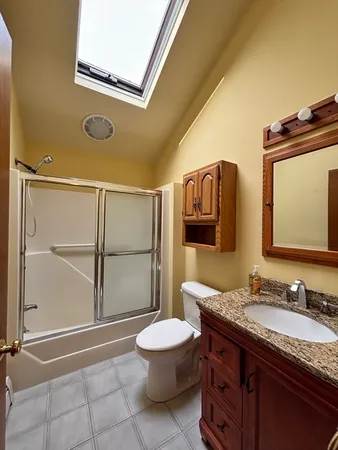 $2,500 | 28 Nonquit Street, Unit A, Worcester, MA 01604