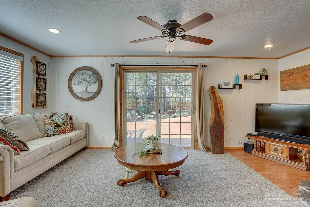 55630 Snow Goose Road Bend, OR 97707 - Photo 4 of 25 Gallery Image 4