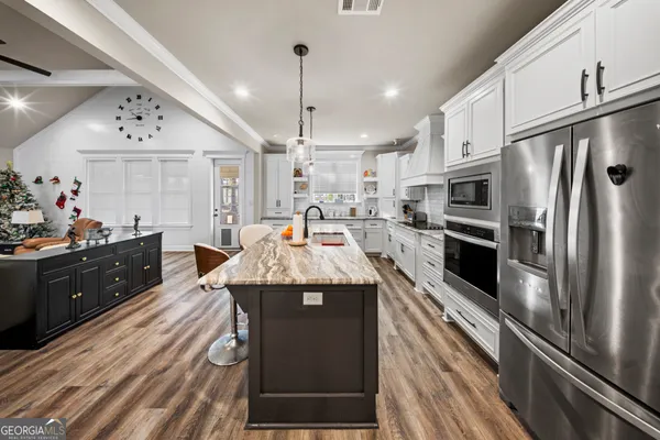 $475,000 | 11 WALTON Way Drive, Nashville, GA 31639
