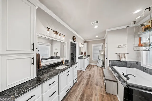 $490,000 | 11 WALTON Way Drive, Nashville, GA 31639