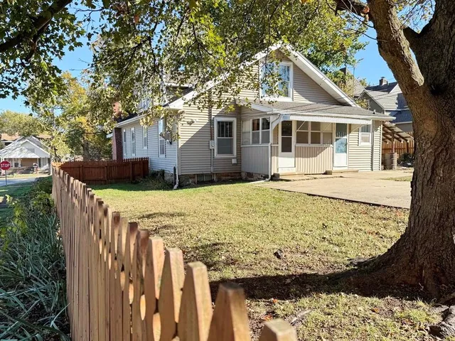 $150,000 | 400 South Main Street, El Dorado Springs, MO 64744