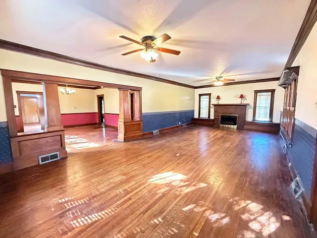 $150,000 | 400 South Main Street, El Dorado Springs, MO 64744