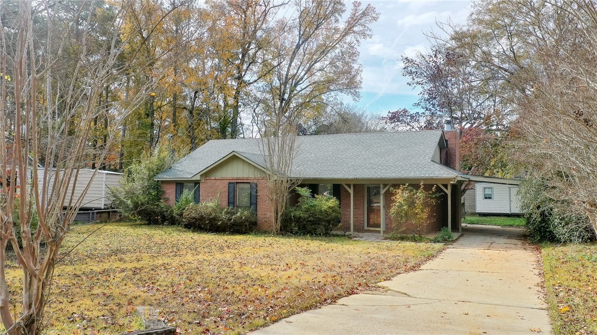 606 Rustic Street Opelika, AL 36801 - Photo 2 of 24 Gallery Image 2