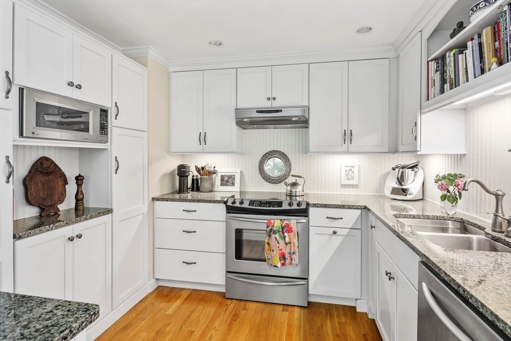 20 Kimball Beach Road Hingham, MA 02043 - Photo 8 of 28