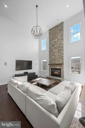 $1,850,000 | 3804 Baldwin Lane, Newtown Square, PA 19073
