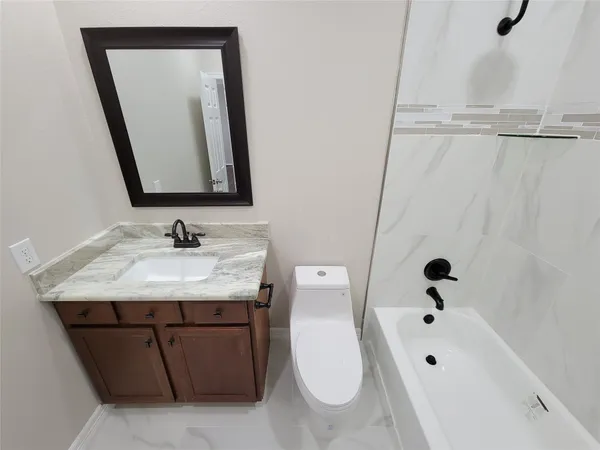 $2,650 | 11130 Celano Drive, Richmond, TX 77406