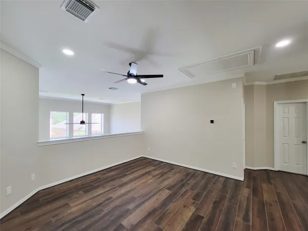 $2,650 | 11130 Celano Drive, Richmond, TX 77406