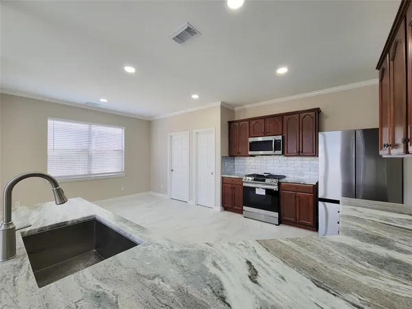 $2,650 | 11130 Celano Drive, Richmond, TX 77406