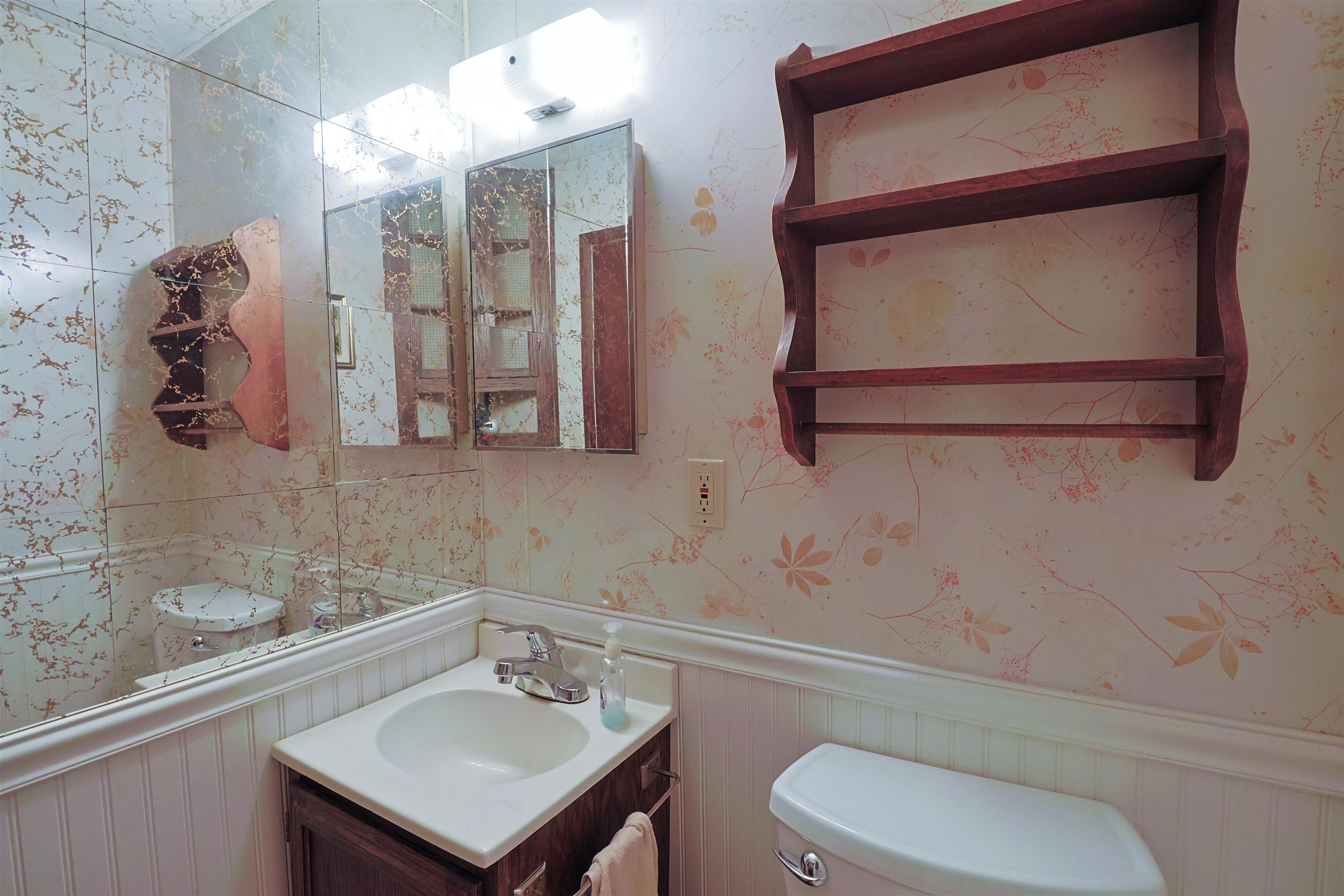 2480 West Baseline Road Mount Pleasant, MI 48858 - Photo 10 of 28