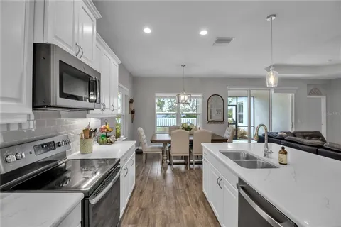 $475,000 | 7798 Ridgelake Circle, Bradenton, FL 34203