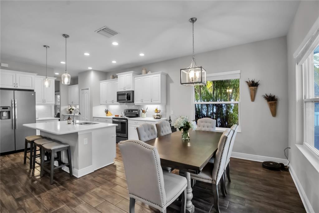 7798 Ridgelake Circle Bradenton, FL 34203 - Photo 15 of 48