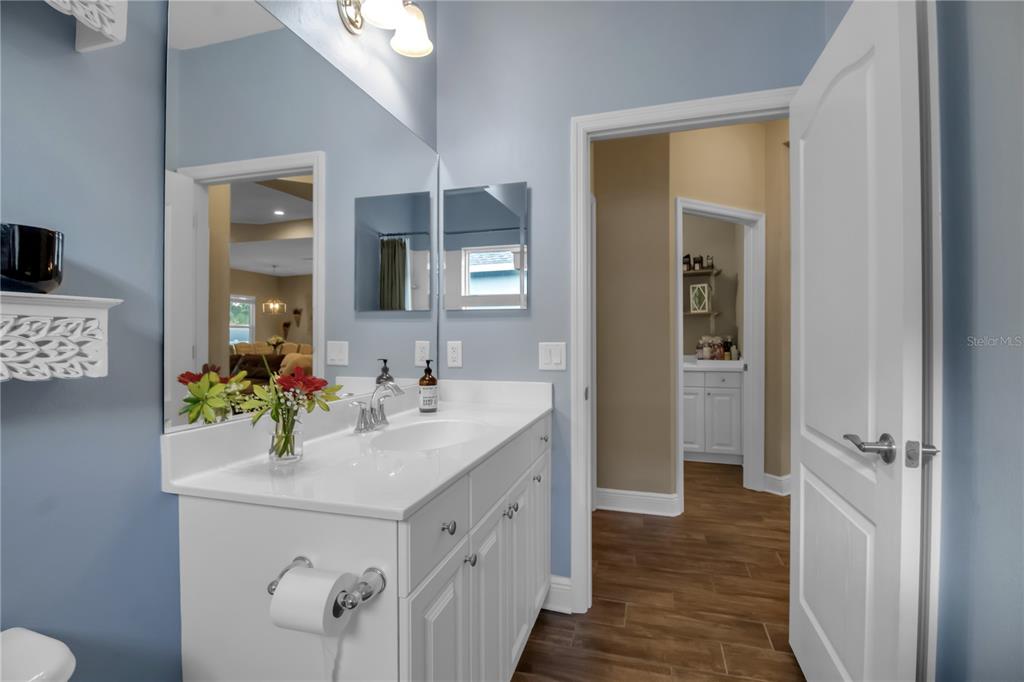 7798 Ridgelake Circle Bradenton, FL 34203 - Photo 27 of 48