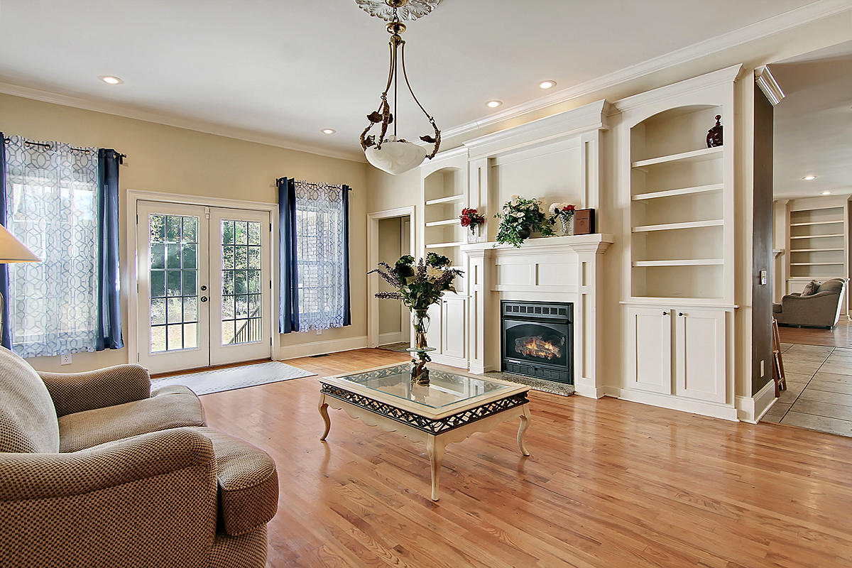908 Veranda Way Florence, SC 29501 - Photo 11 of 49 CREM_908-Veranda-Way_036