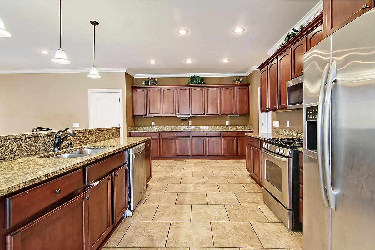 908 Veranda Way Florence, SC 29501 - Photo 18 of 49 CREM_908-Veranda-Way_028