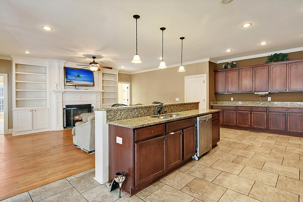 908 Veranda Way Florence, SC 29501 - Photo 19 of 49 CREM_908-Veranda-Way_029