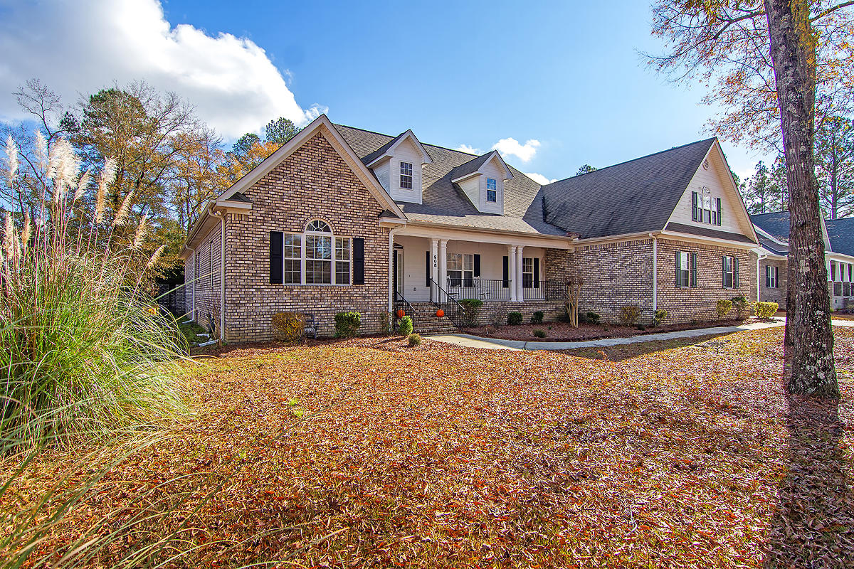 908 Veranda Way Florence, SC 29501 - Photo 5 of 49 CREM_908-Veranda-Way_049