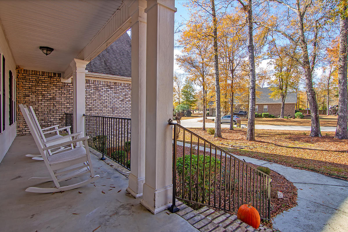 908 Veranda Way Florence, SC 29501 - Photo 6 of 49 CREM_908-Veranda-Way_050