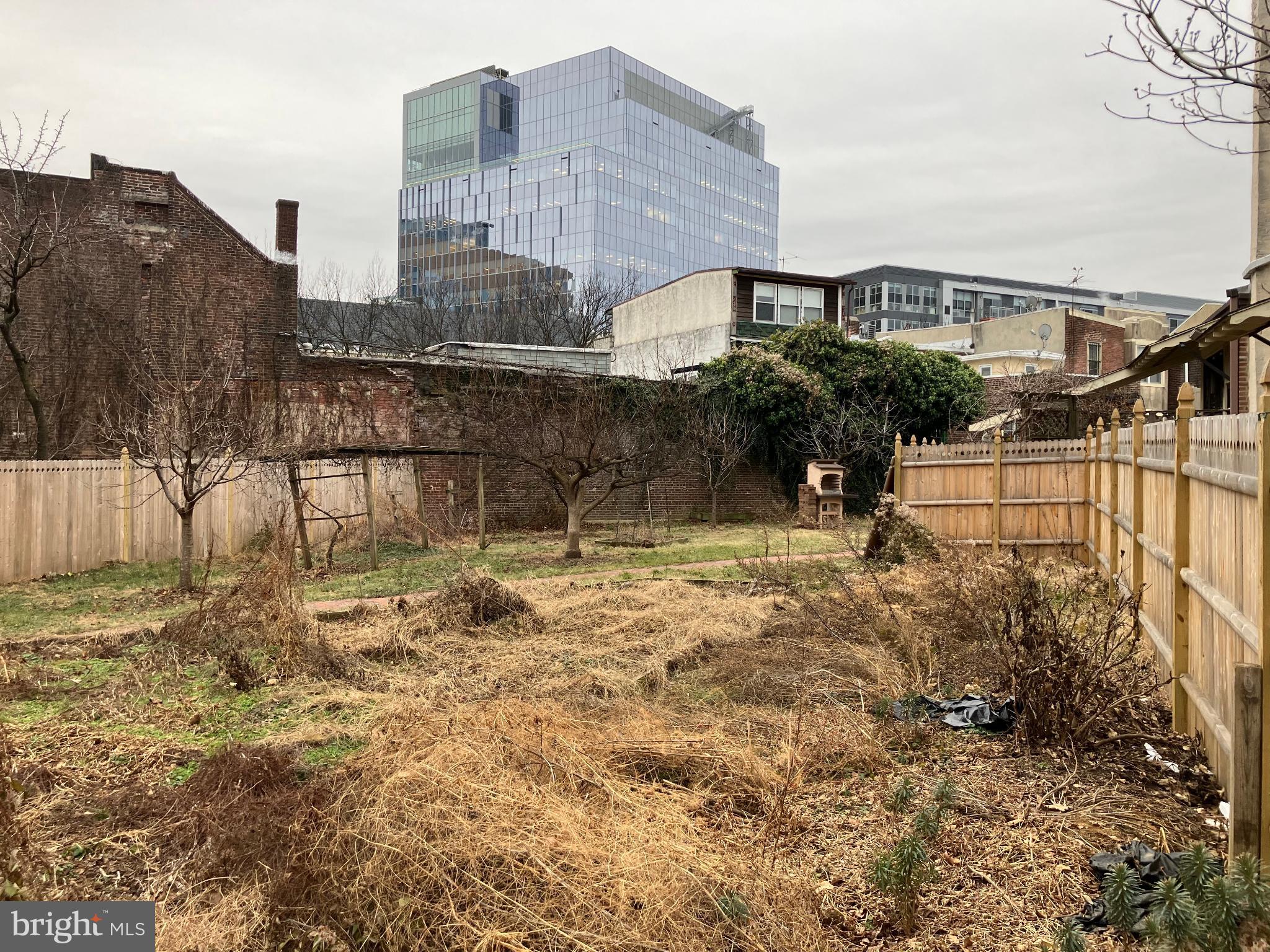 204 North 36th Street Philadelphia, PA 19104 - Photo 2 of 9 Urban oasis meets modern skyline.
