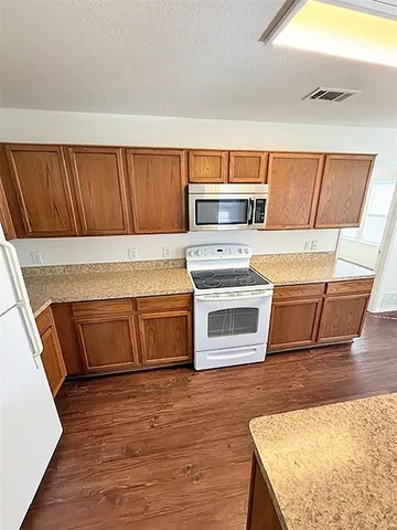 $275,000 | 8900 Sagebrush Trail, Cross Roads, TX 76227