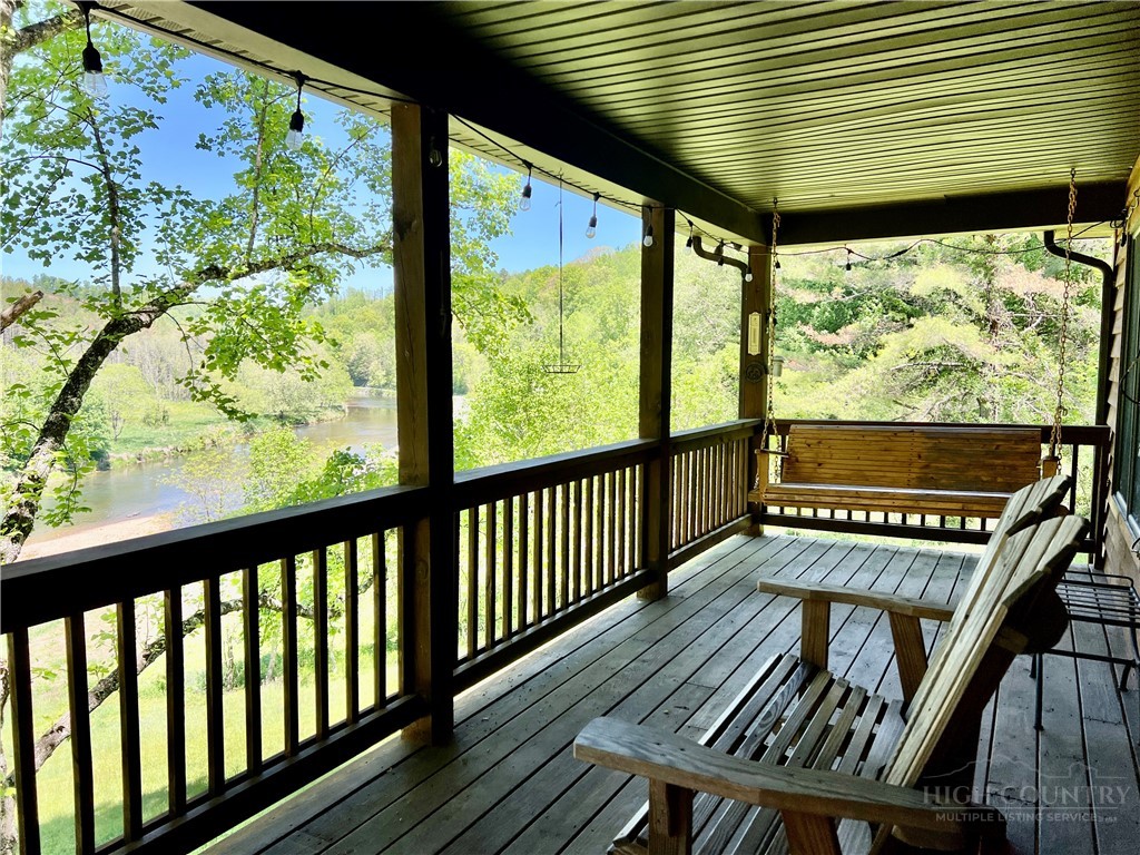 139 New River Ridge Estates Laurel Springs, NC 28644 - Photo 30 of 34 a view of a balcony with furniture