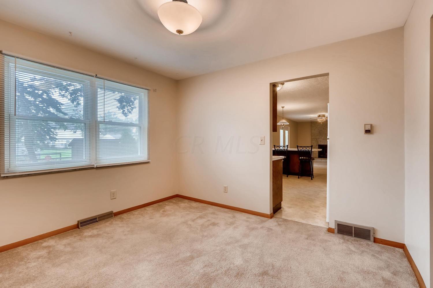 1753 Norma Road Columbus, OH 43229 - Photo 5 of 25 Gallery Image 5