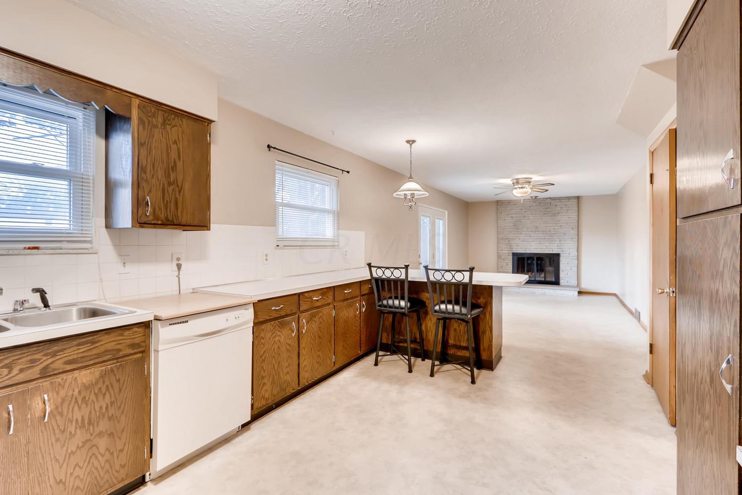 1753 Norma Road Columbus, OH 43229 - Photo 6 of 25 Gallery Image 6