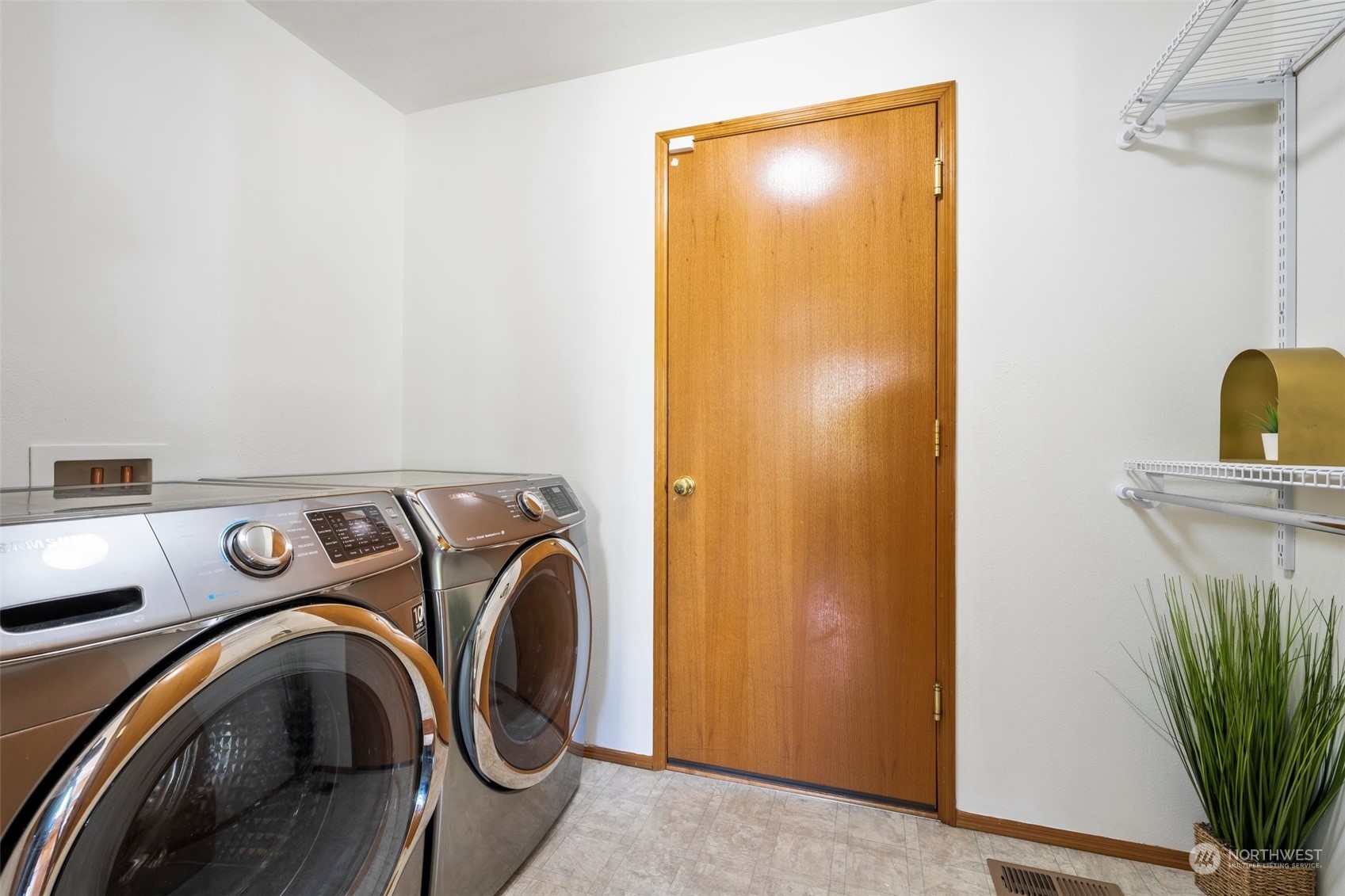 4318 Northeast 2nd Court Renton, WA 98059 - Photo 21 of 29 a utility room with dryer and washer