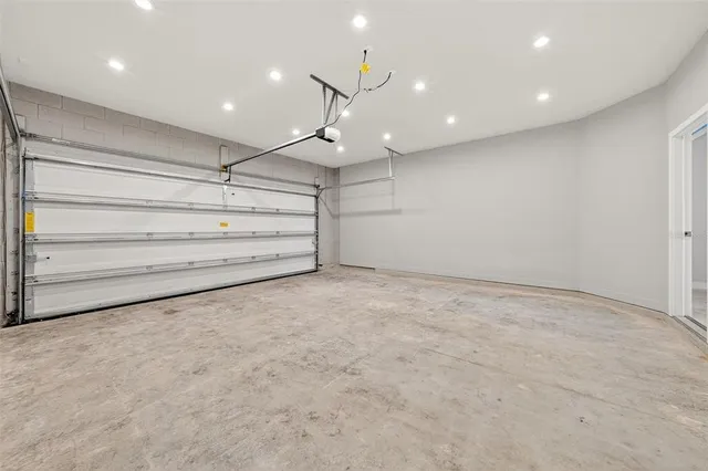 $2,400 | 6408 Domizio Drive, Kissimmee, FL 34759