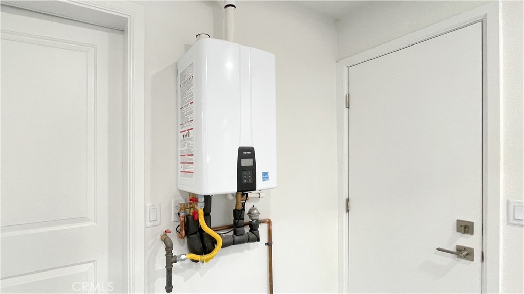 45 Westport Irvine, CA 92620 - Photo 27 of 45 a view of bathroom