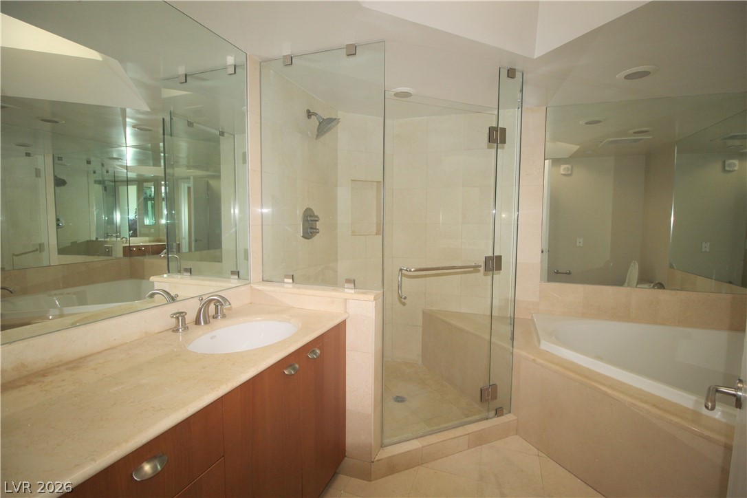 2777 Paradise Road, Unit 708 Las Vegas, NV 89109 - Photo 8 of 13