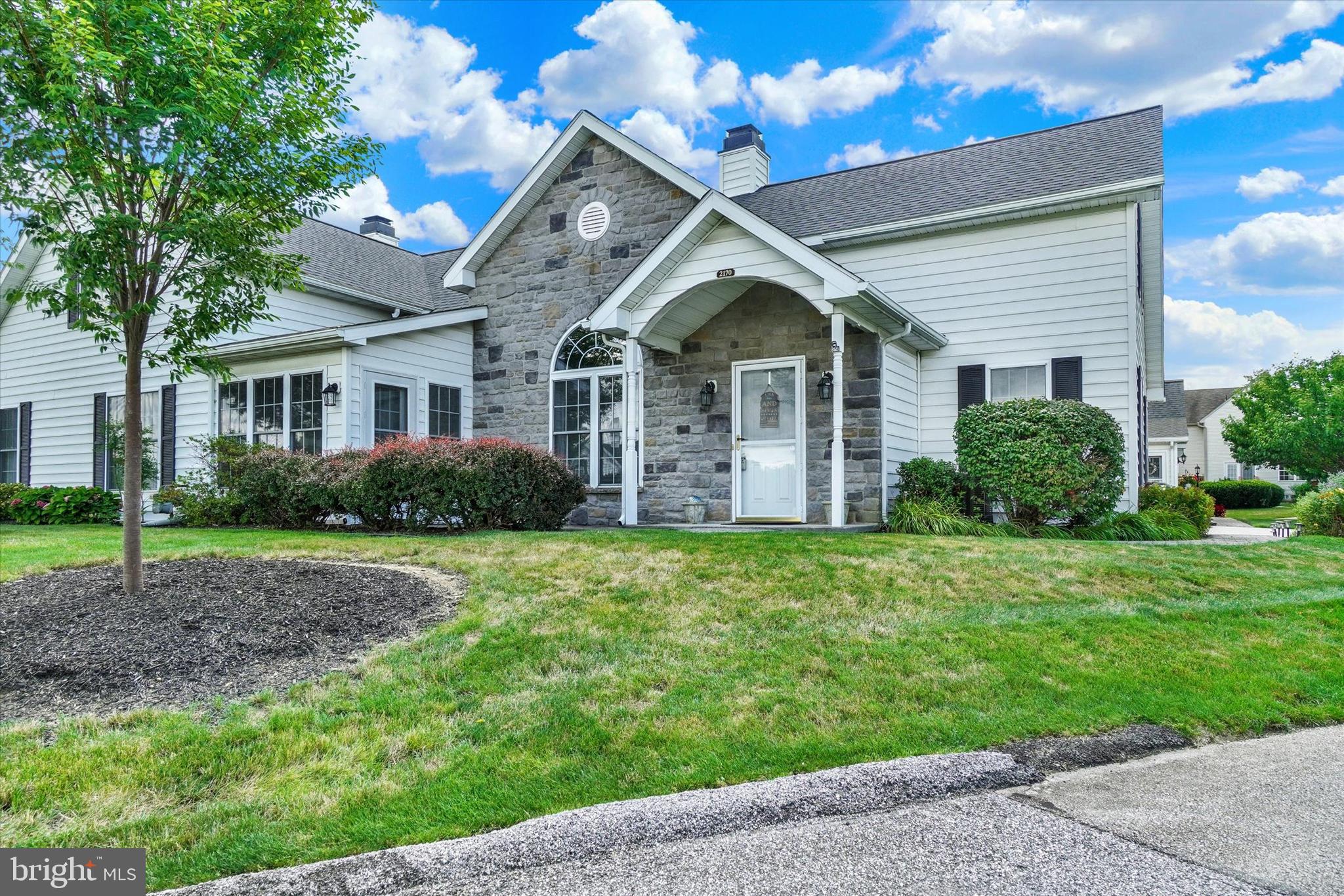 2170 Knob Hill Road York, PA 17403 - Photo 1 of 28 Gallery Image 1