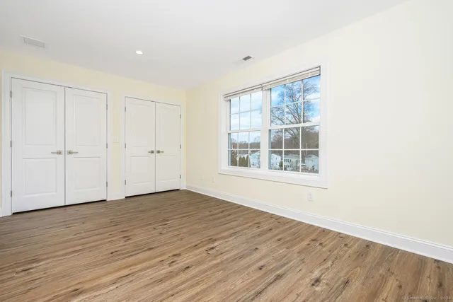 $3,900 | 2 Beacon Square, Unit 3, Fairfield, CT 06825