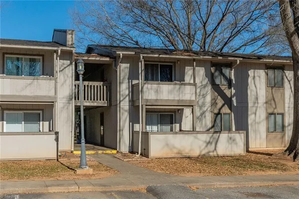 $118,000 | 2240 Sunderland Road, Unit 65N, Winston-Salem, NC 27103