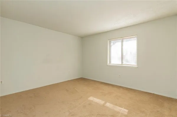 $118,000 | 2240 Sunderland Road, Unit 65N, Winston-Salem, NC 27103