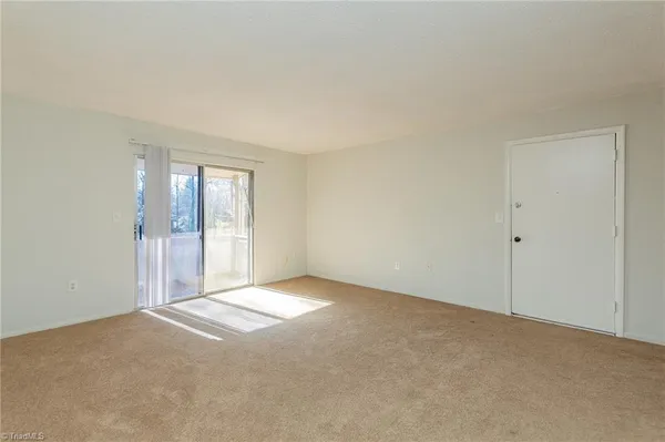 $118,000 | 2240 Sunderland Road, Unit 65N, Winston-Salem, NC 27103