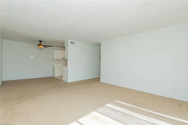 $118,000 | 2240 Sunderland Road, Unit 65N, Winston-Salem, NC 27103