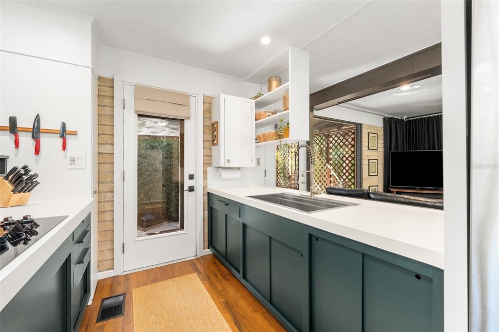 1110 Northwest 36 Road Gainesville, FL 32609 - Photo 16 of 34