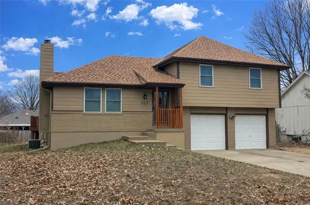 $255,000 | 613 Southeast Westwind Drive, Lee's Summit, MO 64063