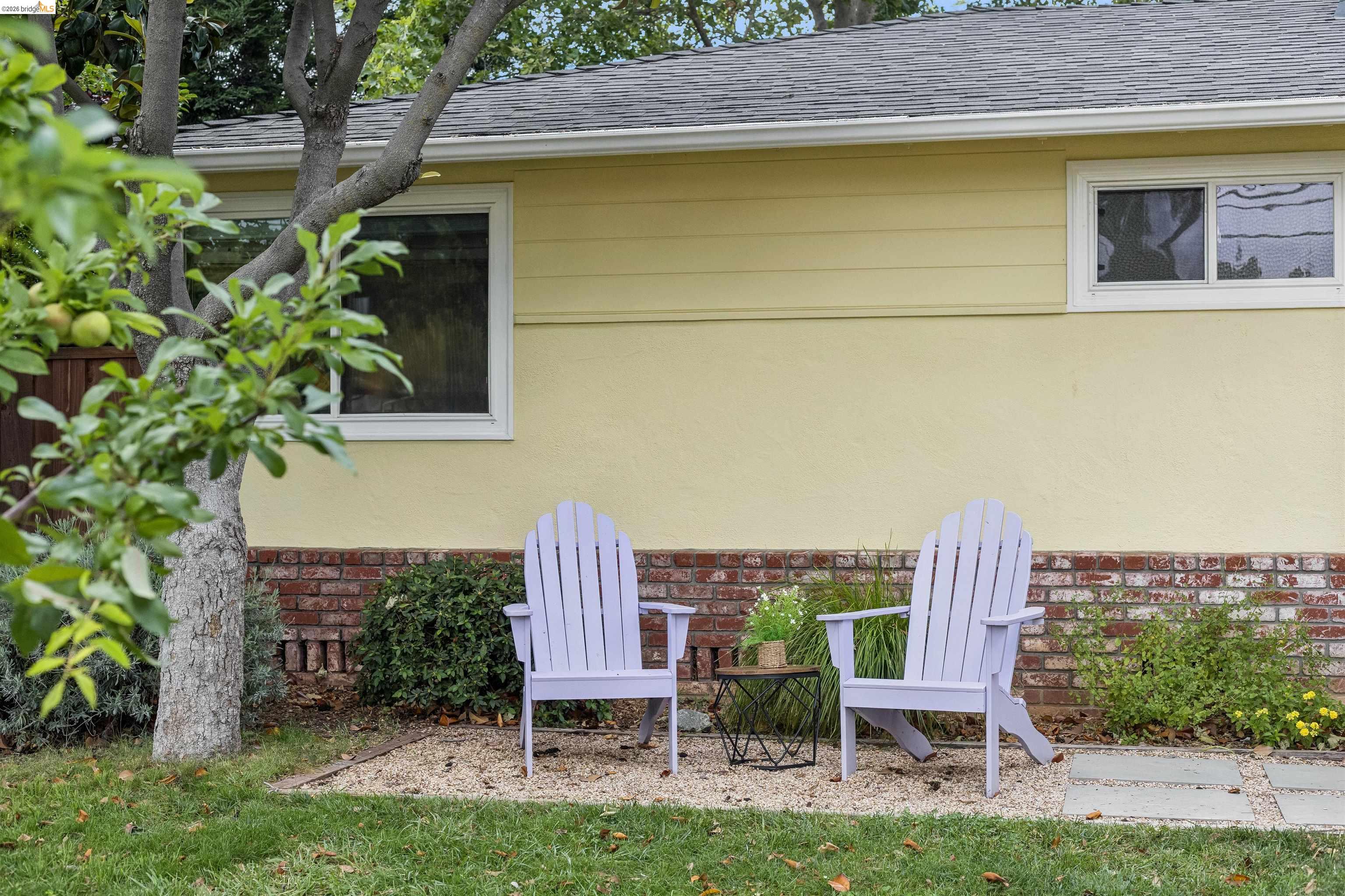 1231 Coventry Road Concord, CA 94518 - Photo 7 of 52