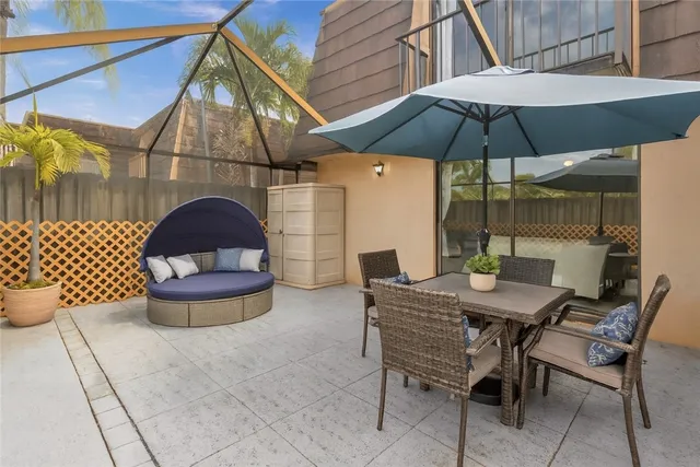 $225,000 | 465 East Waverly Place, Unit 8B, Vero Beach, FL 32960