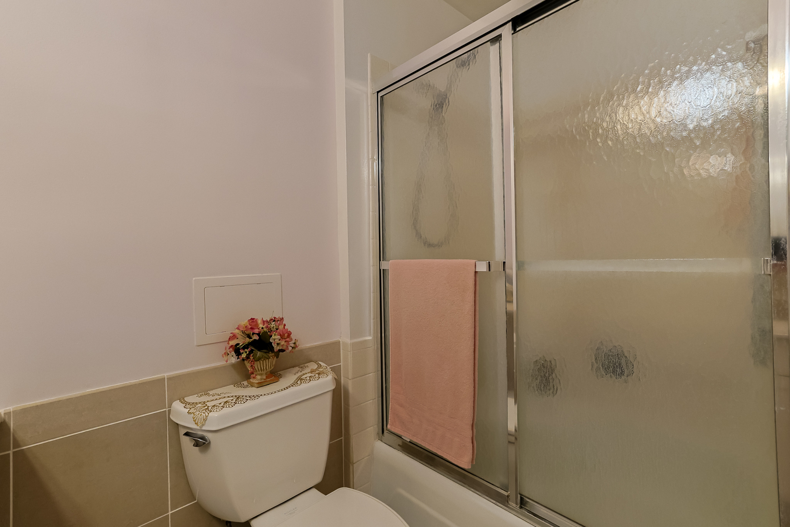 8815 Golf Road, Unit 8C Niles, IL 60714 - Photo 14 of 23