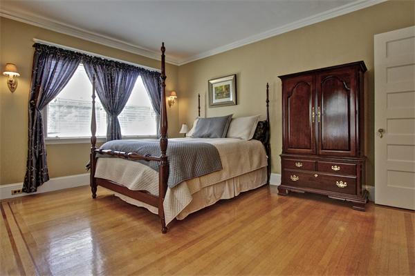 41 Calumet Road Winchester, MA 01890 - Photo 21 of 29 Gallery Image 21