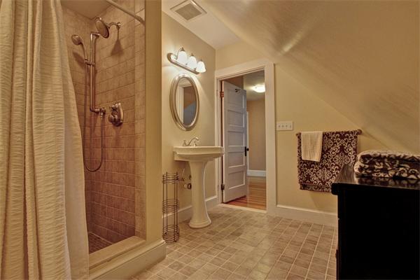 41 Calumet Road Winchester, MA 01890 - Photo 28 of 29 Gallery Image 28