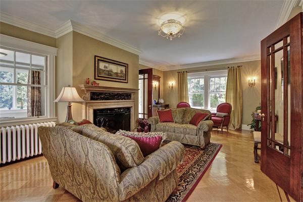 41 Calumet Road Winchester, MA 01890 - Photo 8 of 29 Gallery Image 8