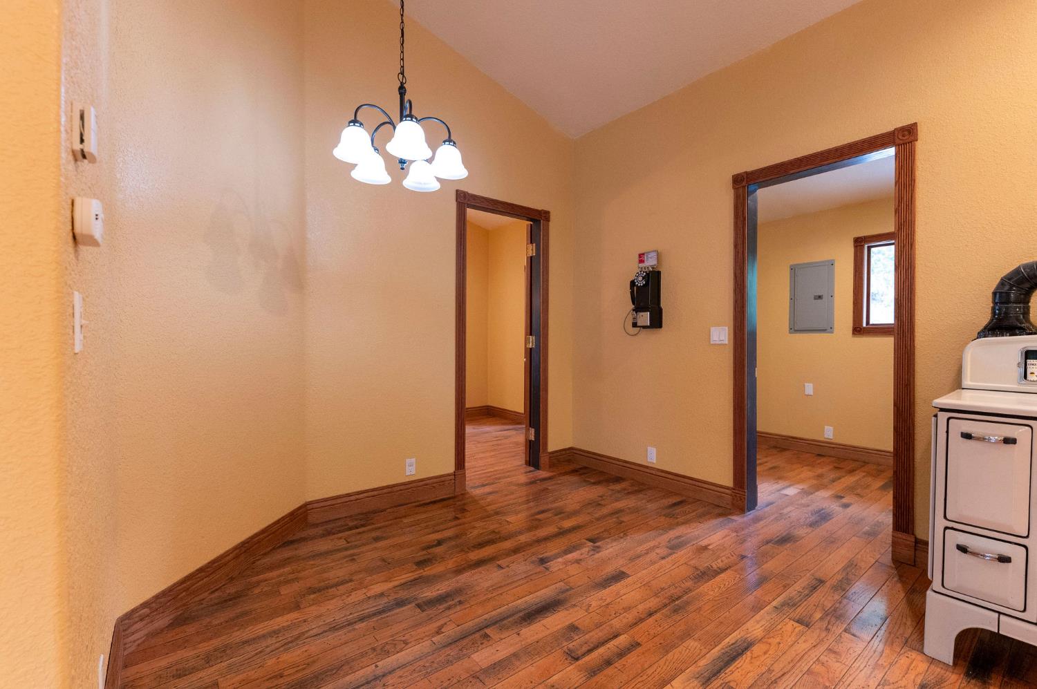 2895 Ponderosa Road Arnold, CA 95223 - Photo 15 of 52