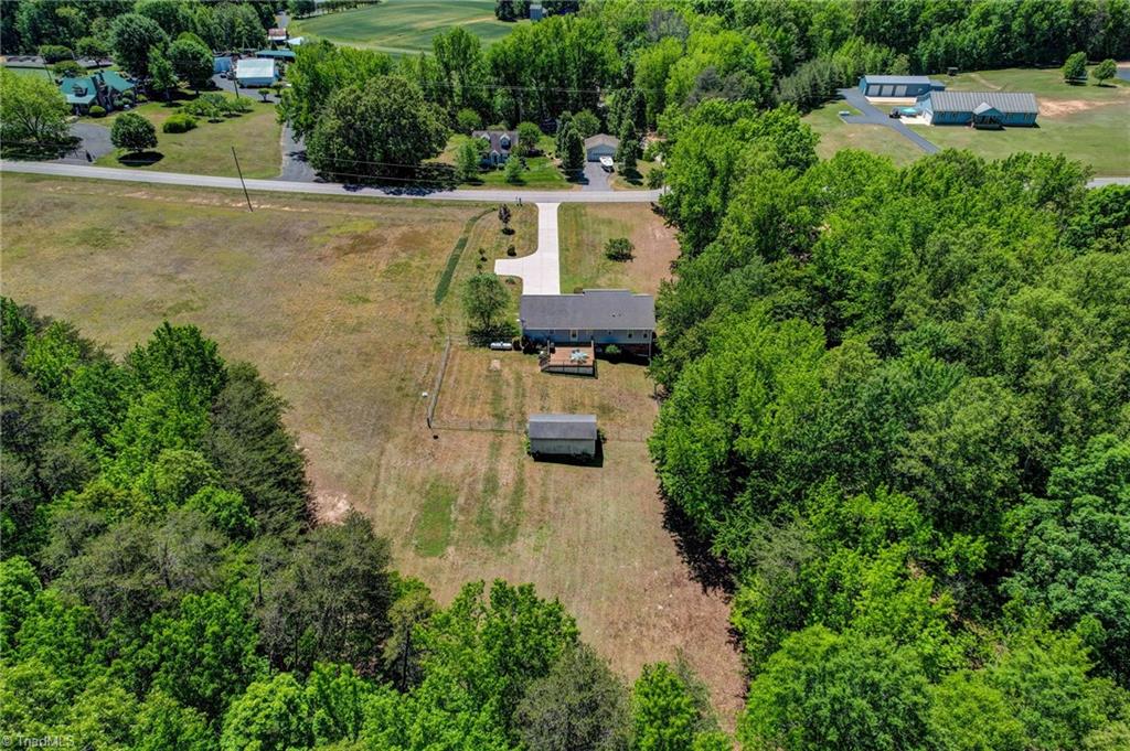 541 Moir Mill Road Eden, NC 27288 - Photo 4 of 42