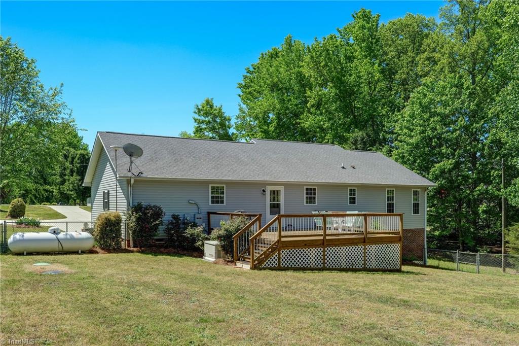 541 Moir Mill Road Eden, NC 27288 - Photo 7 of 42