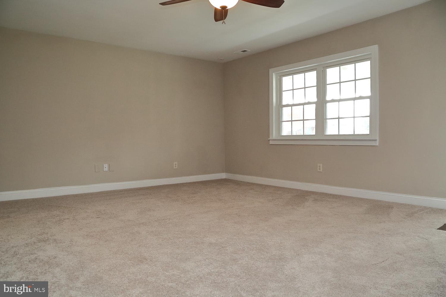 1002 Cedar Creek Road Baltimore, MD 21221 - Photo 23 of 37